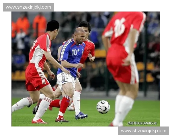 法国与波兰的世界杯之战：一场技艺与荣耀的碰撞